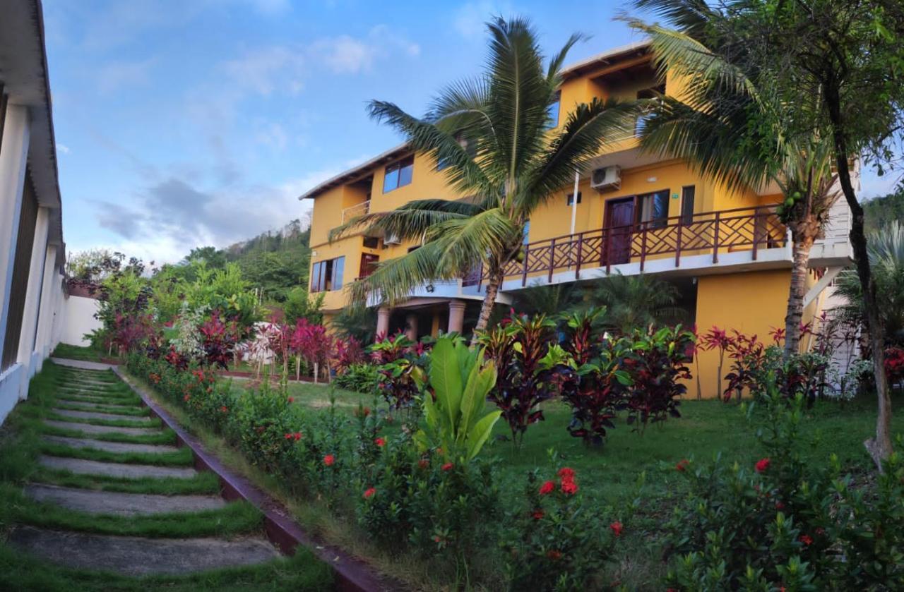 Hotel Soberao エスメラルダス エクステリア 写真