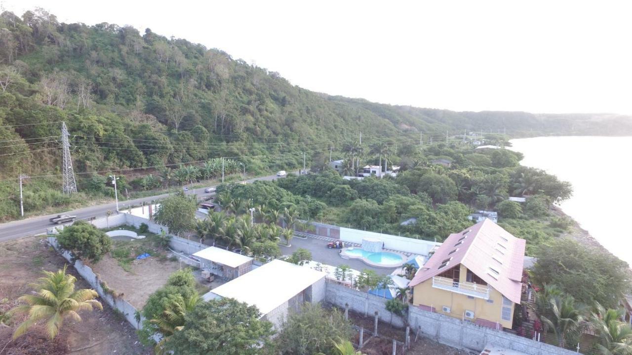 Hotel Soberao エスメラルダス エクステリア 写真