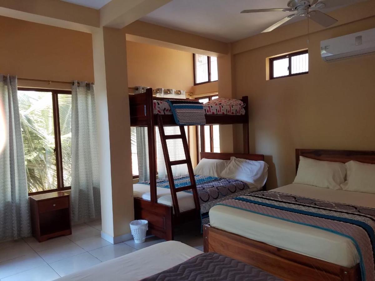 Hotel Soberao エスメラルダス エクステリア 写真