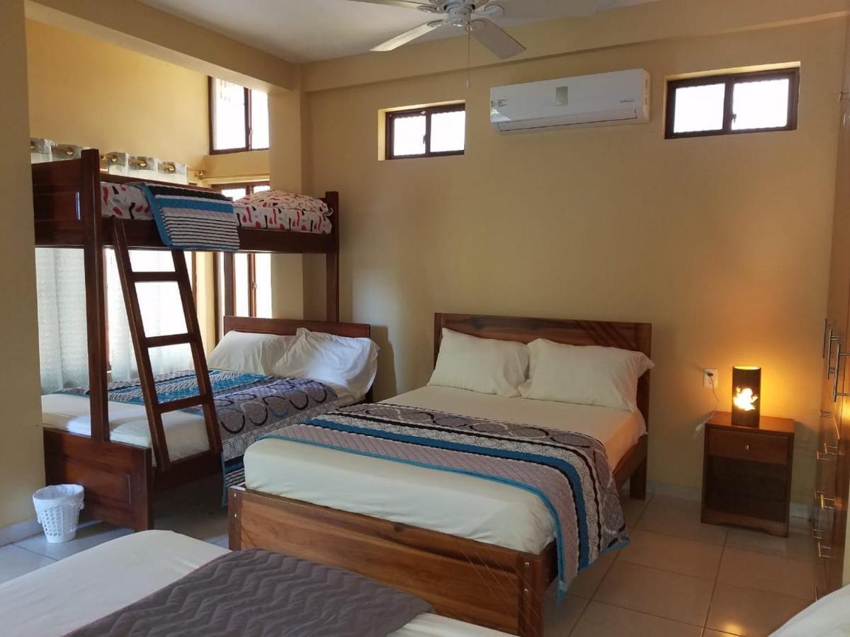 Hotel Soberao エスメラルダス エクステリア 写真